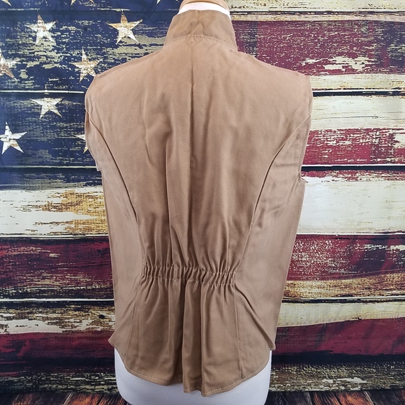 WYOMING TRADERS ABSAROKA CANVAS COWGIRL VEST TAN - Picture 3 of 6